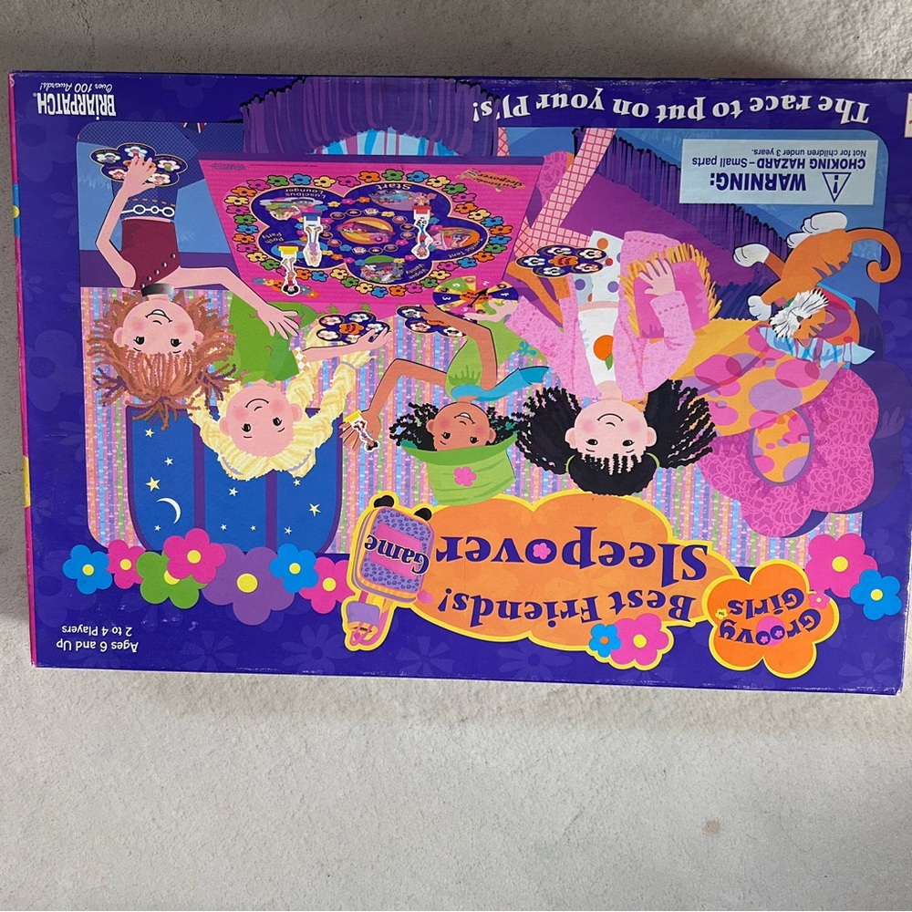 Barbie Groovy Girls Best Friends Sleepover Game - Purple and Pink